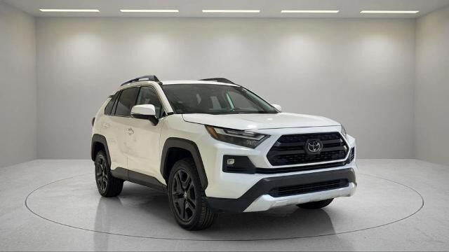 2024 Toyota RAV4 Adventure — photo 1 of 39