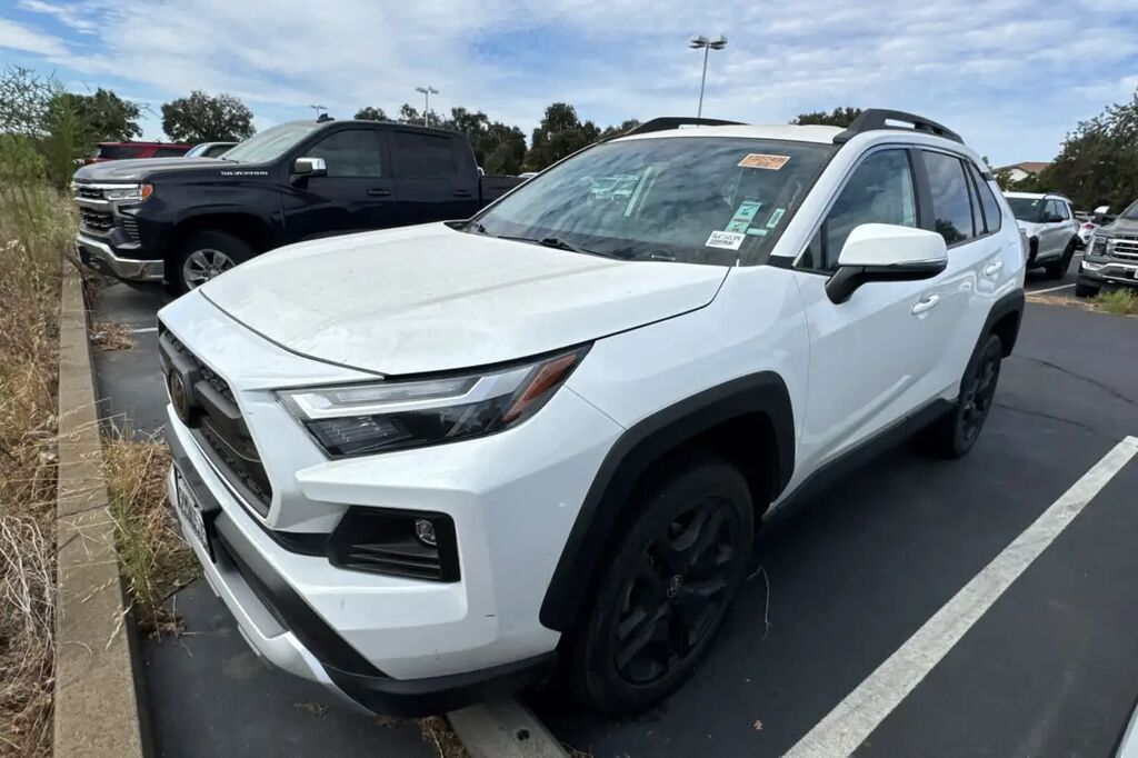 2024 Toyota RAV4 Adventure — photo 1 of 15
