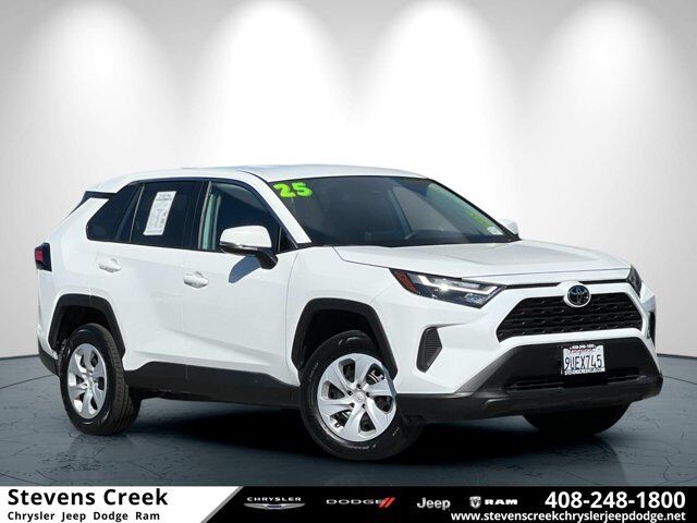 2025 Toyota RAV4 LE