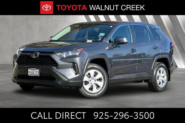 2022 Toyota RAV4 LE
