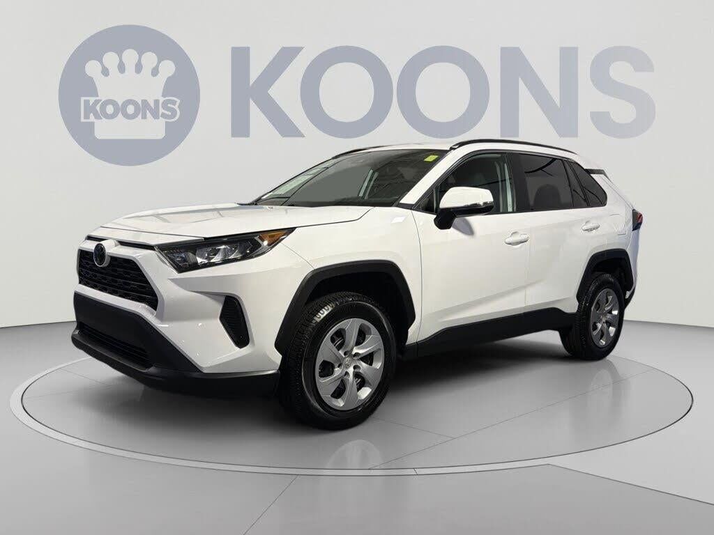 2021 Toyota RAV4 LE — photo 1 of 15