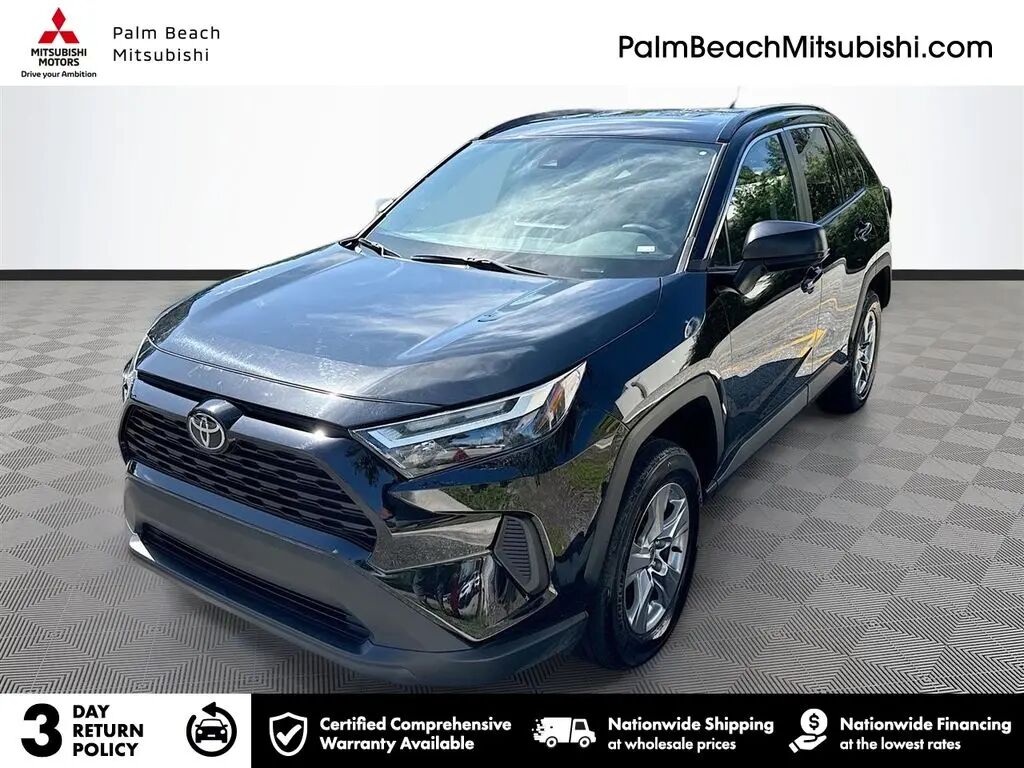 2025 Toyota RAV4 Hybrid LE — photo 1 of 12