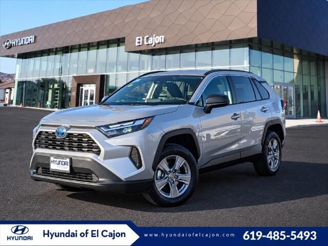 2024 Toyota RAV4 Hybrid LE