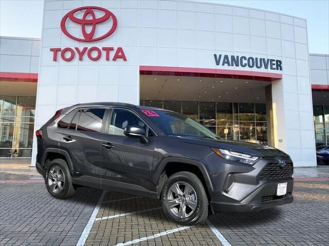 2024 Toyota RAV4 Hybrid LE