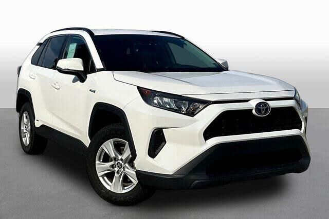 2021 Toyota RAV4 Hybrid LE — photo 1 of 1