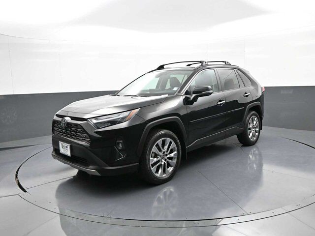 2022 Toyota RAV4 Limited