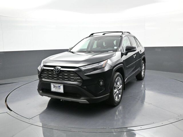 2022 Toyota RAV4 Limited