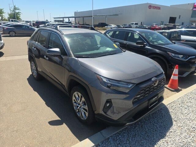 2024 Toyota RAV4 Limited