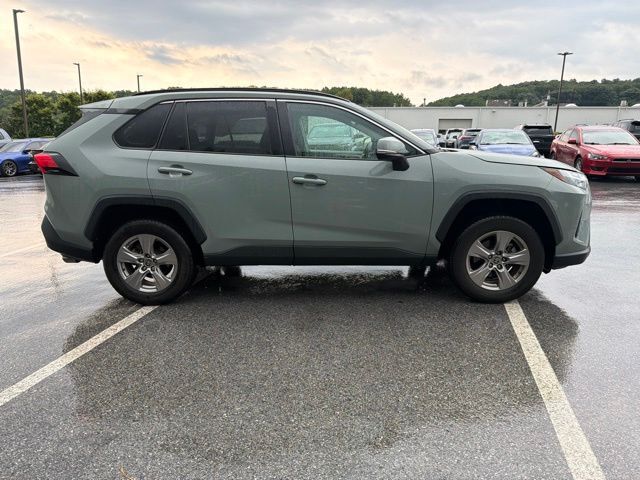2023 Toyota RAV4 XLE — photo 1 of 2