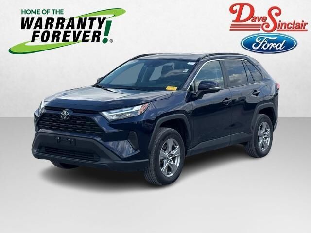2025 Toyota RAV4 XLE — photo 1 of 26