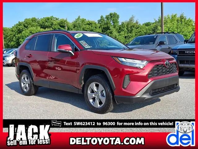 2025 Toyota RAV4 XLE