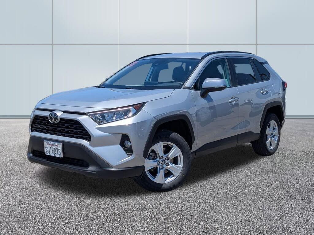 2021 Toyota RAV4 XLE — photo 1 of 1