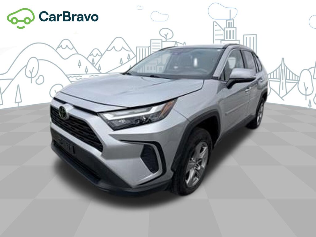 2023 Toyota RAV4 XLE — photo 1 of 6