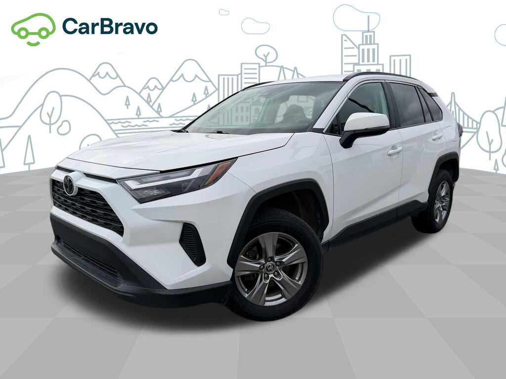 2024 Toyota RAV4 XLE — photo 1 of 6