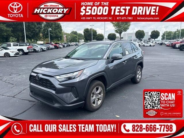 2025 Toyota RAV4 XLE — photo 1 of 37
