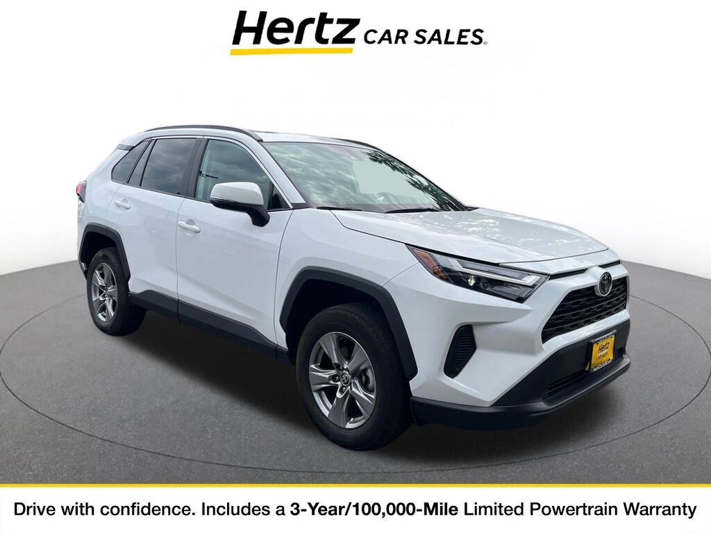 2025 Toyota RAV4 XLE — photo 1 of 11