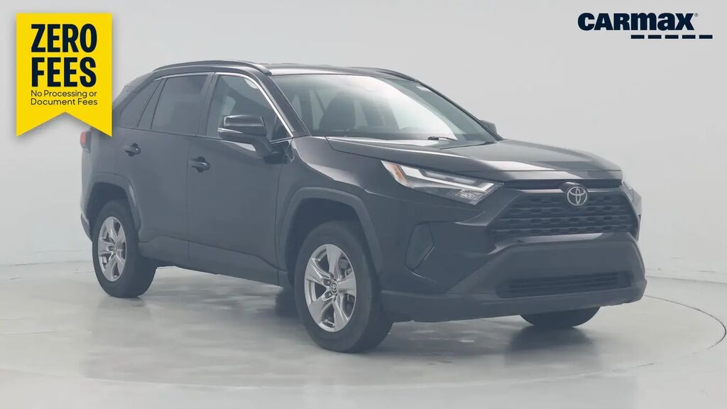 2025 Toyota RAV4 XLE — photo 1 of 13