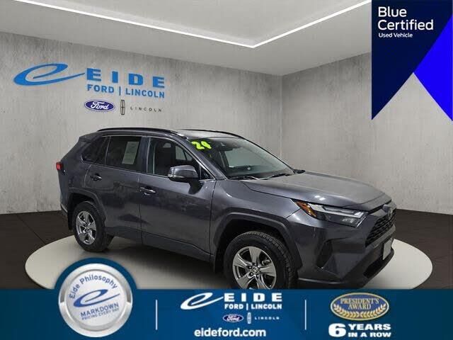 2024 Toyota RAV4 XLE