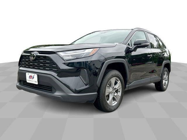 2024 Toyota RAV4 XLE — photo 1 of 13