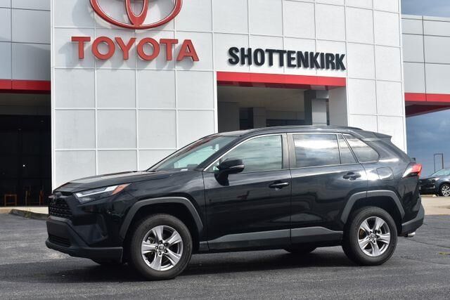 2025 Toyota RAV4 XLE — photo 1 of 13