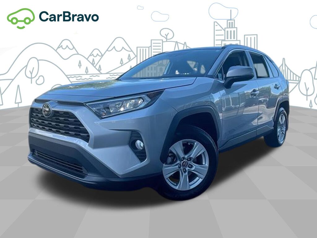 2021 Toyota RAV4 XLE — photo 1 of 6