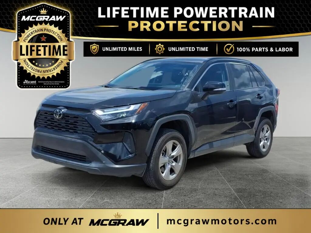 2025 Toyota RAV4 XLE — photo 1 of 13
