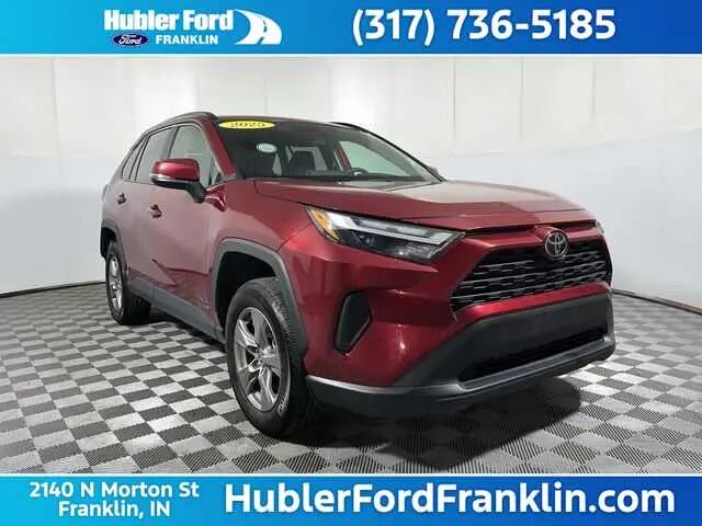 2025 Toyota RAV4 XLE — photo 1 of 13