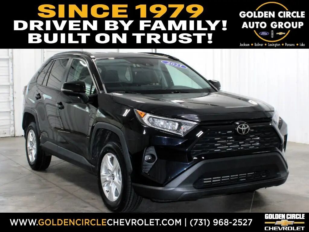 2021 Toyota RAV4 XLE — photo 1 of 42
