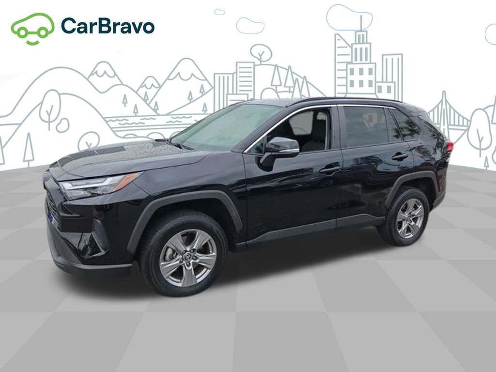 2024 Toyota RAV4 XLE — photo 1 of 6