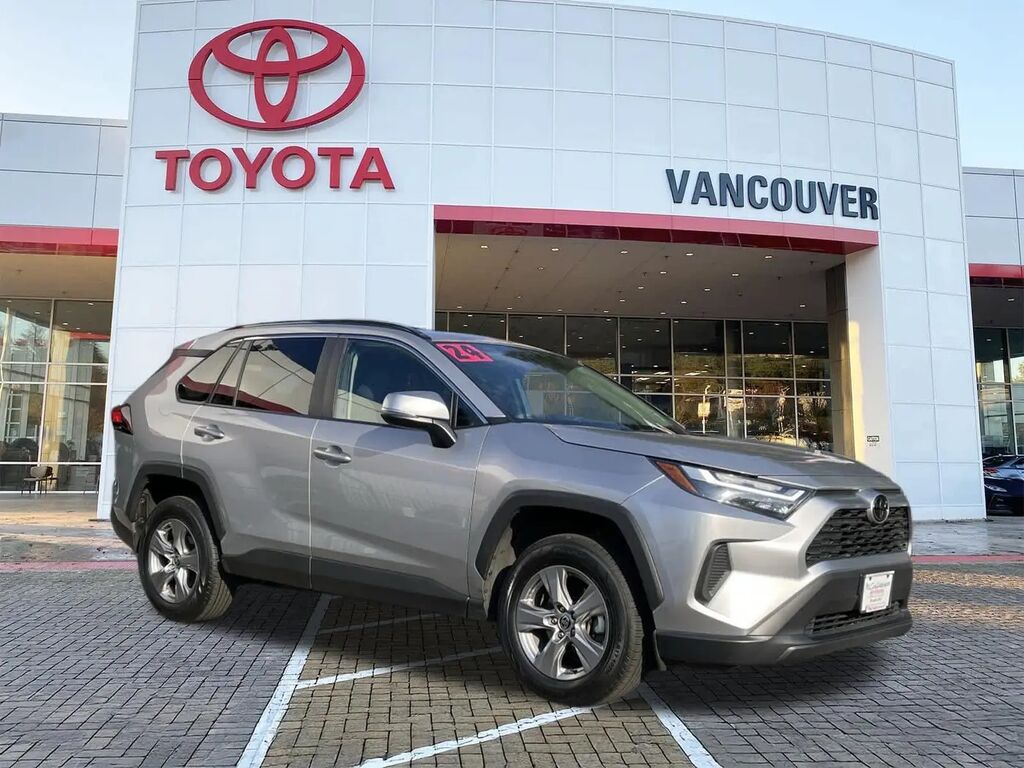 2024 Toyota RAV4 XLE — photo 1 of 13