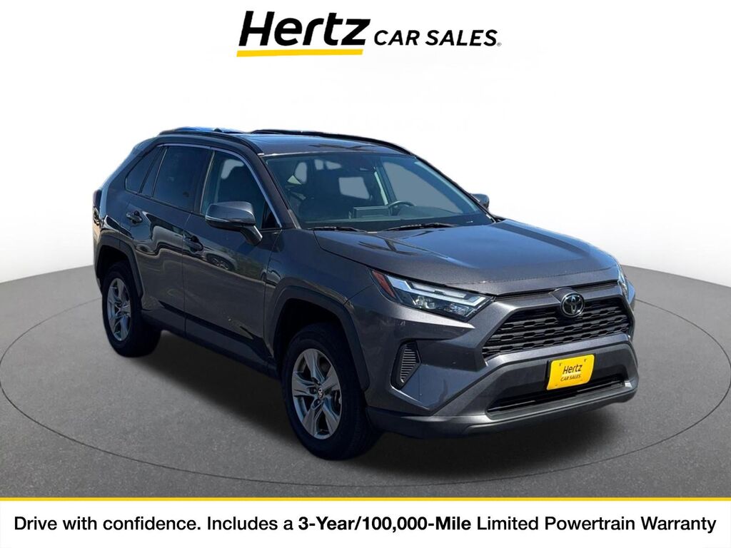 2025 Toyota RAV4 XLE — photo 1 of 11
