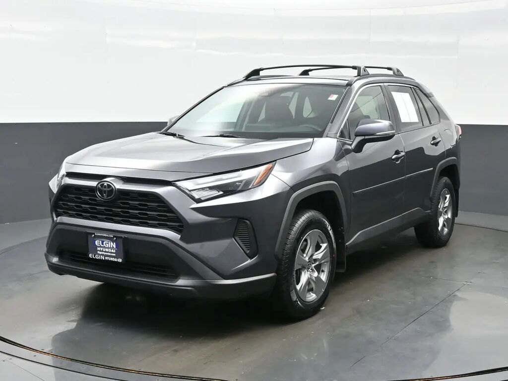 2023 Toyota RAV4 XLE — photo 1 of 13
