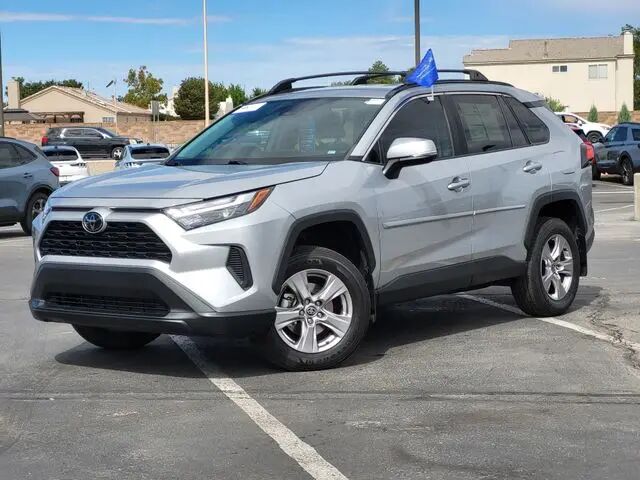 2023 Toyota RAV4 XLE — photo 1 of 39