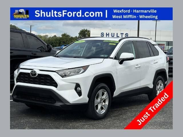 2020 Toyota RAV4 XLE