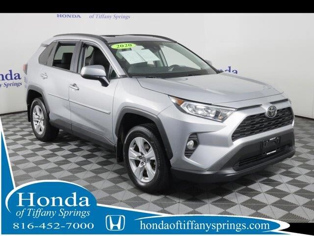 2020 Toyota RAV4 XLE — photo 1 of 13