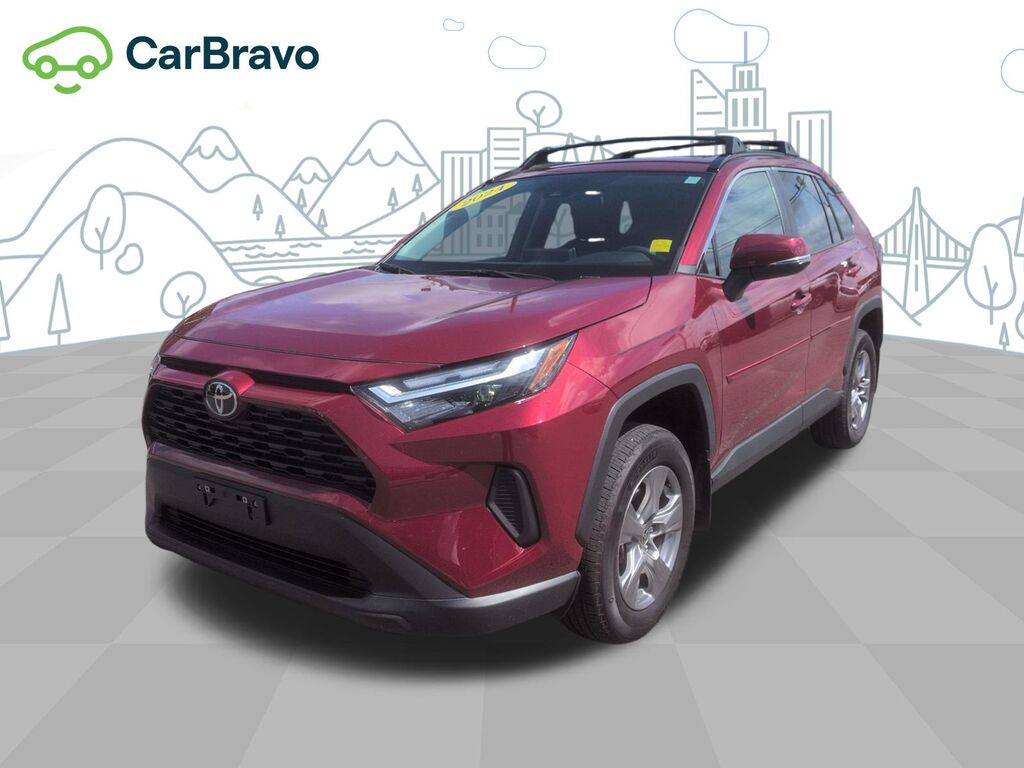 2024 Toyota RAV4 XLE — photo 1 of 7