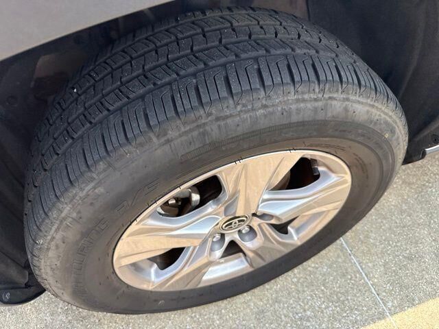 2025 Toyota RAV4 XLE — photo 1 of 12