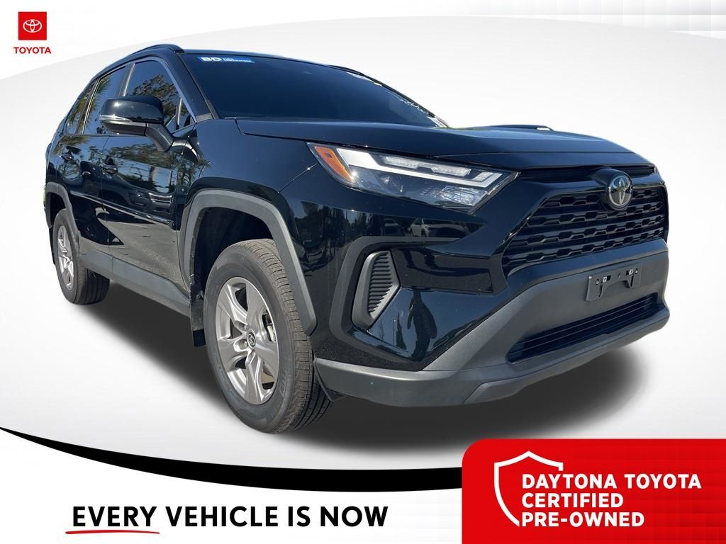 2025 Toyota RAV4 XLE — photo 1 of 10