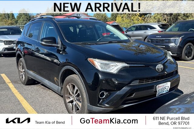 2017 Toyota RAV4 XLE
