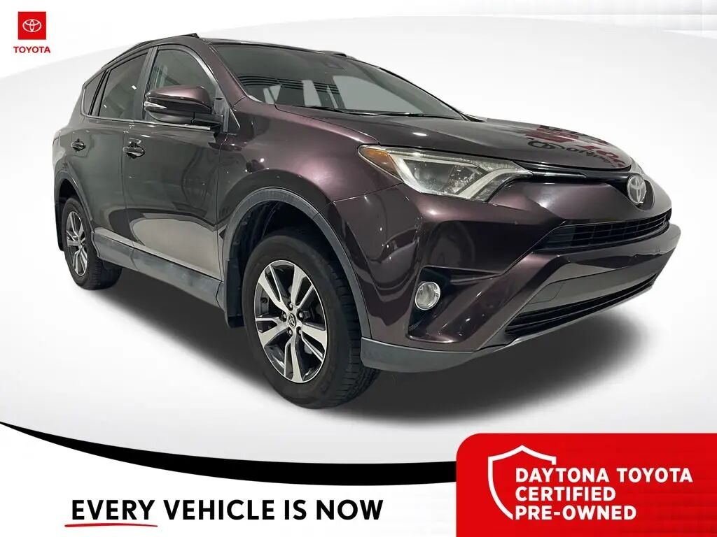 2017 Toyota RAV4 XLE — photo 1 of 1