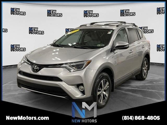 2017 Toyota RAV4 XLE — photo 1 of 13