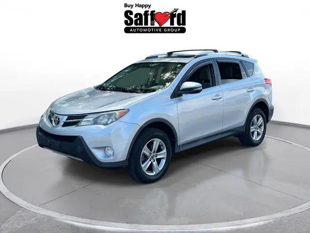 2015 Toyota RAV4 XLE — photo 1 of 13