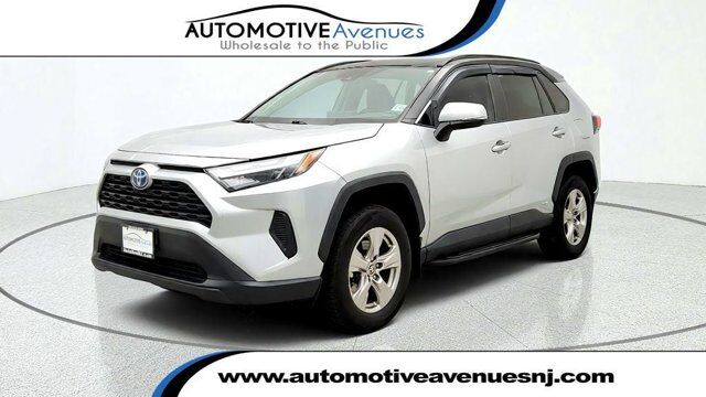 2024 Toyota RAV4 Hybrid XLE