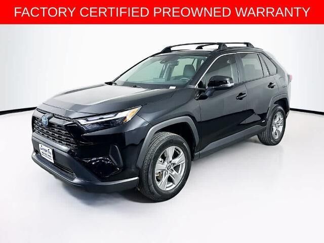 2022 Toyota RAV4 Hybrid XLE