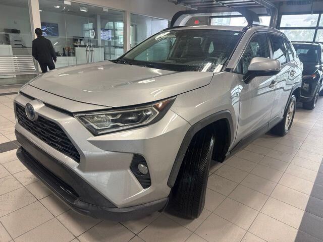 2020 Toyota RAV4 Hybrid XLE