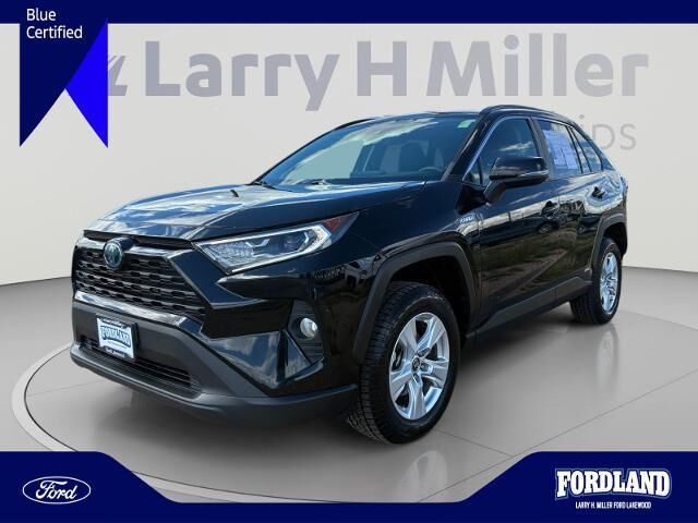 2019 Toyota RAV4 Hybrid XLE