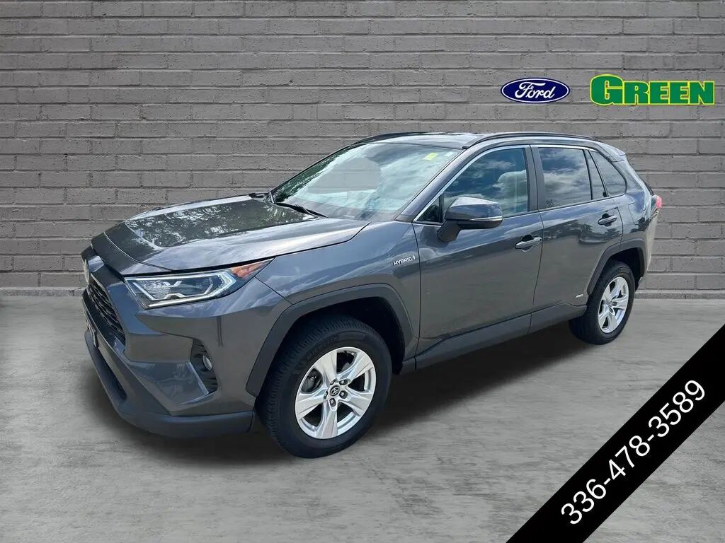 2020 Toyota RAV4 Hybrid XLE — photo 1 of 2