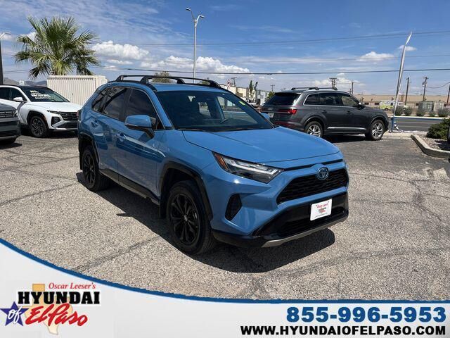 2024 Toyota RAV4 Hybrid SE