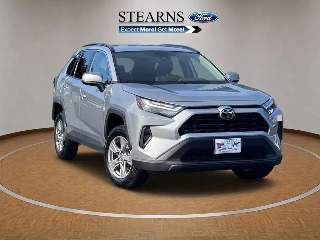 2024 Toyota RAV4 XLE — photo 1 of 13
