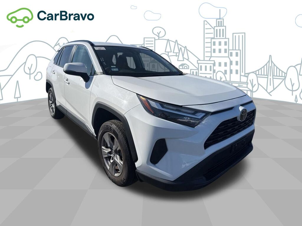 2024 Toyota RAV4 XLE — photo 1 of 6